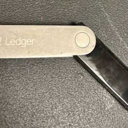 Ledger Nano 𝕏 Crypto Wallet 