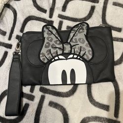 Disney Minnie Mouse Animal Print Wristlet Purse 