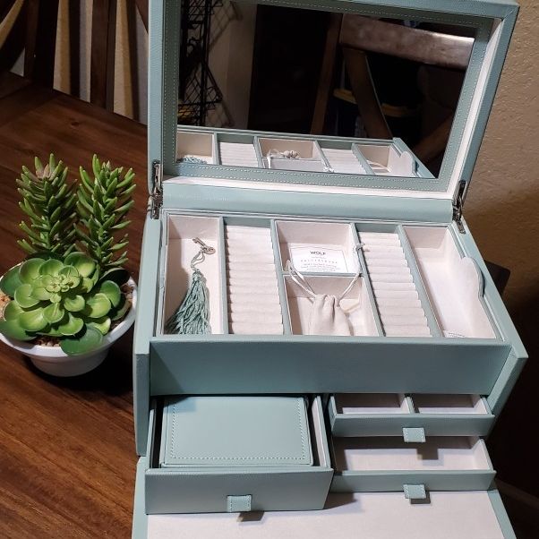 Pottery Barn McKenna Jewelry Box for Sale in Fresno, CA
