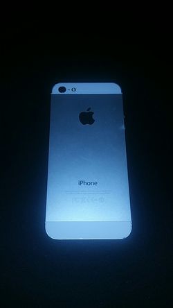I phone 5 unlocked for any Carrier clean