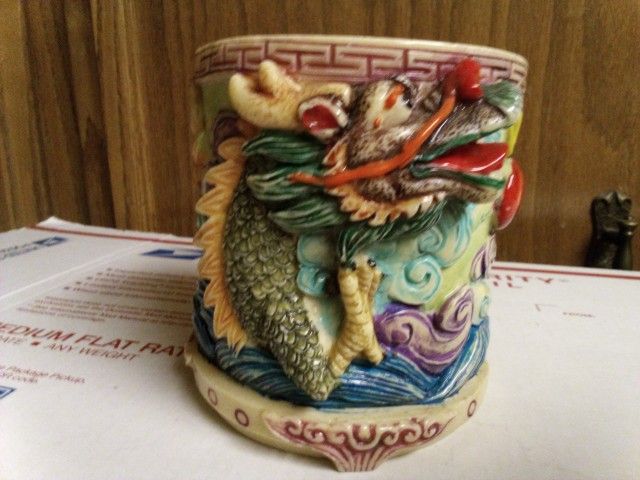 DRAGON Glass Cup China - Antique Vintage Glassware