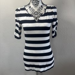 White House Black Market Striped Top Short Sleeve Black White Size S Stretch