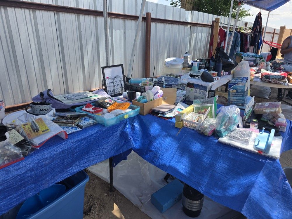 Huge Yard Sale,  209 Vineyard Road Northwest