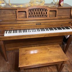 Baldwin Piano