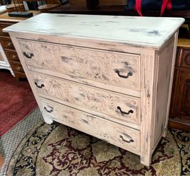 Indonesian oversize storage chest