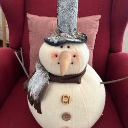Large Adorable Frosty The Snowman!