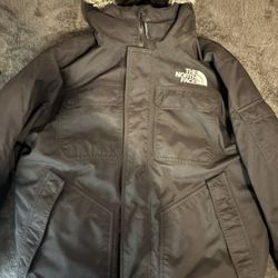 Men’s Size Large North Face Heavy Winter Jacket