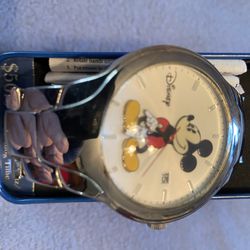 Mickey Mouse Watch. Disney. 