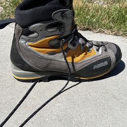 Asolo Mountaineering Boots 