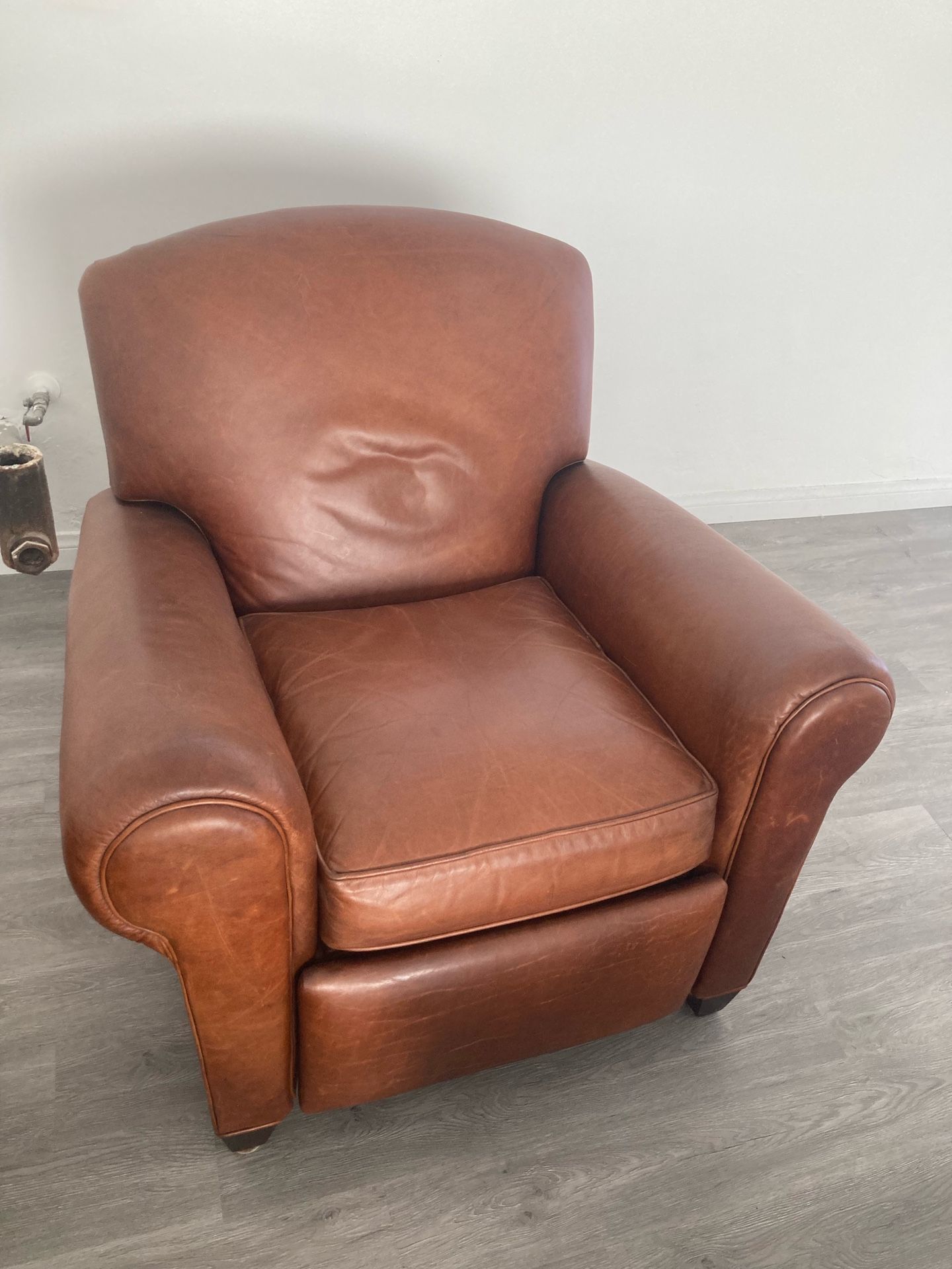 Crate & Barrel Leather Recliner for Sale in Costa Mesa, CA OfferUp