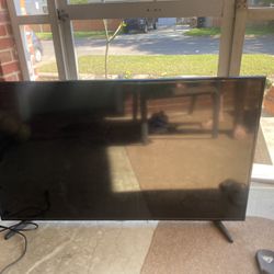 SAMSUNG 50" Class 4K UHD 2160p LED Smart TV with HDR UN50NU6900 pick up near downtown Pensacola !