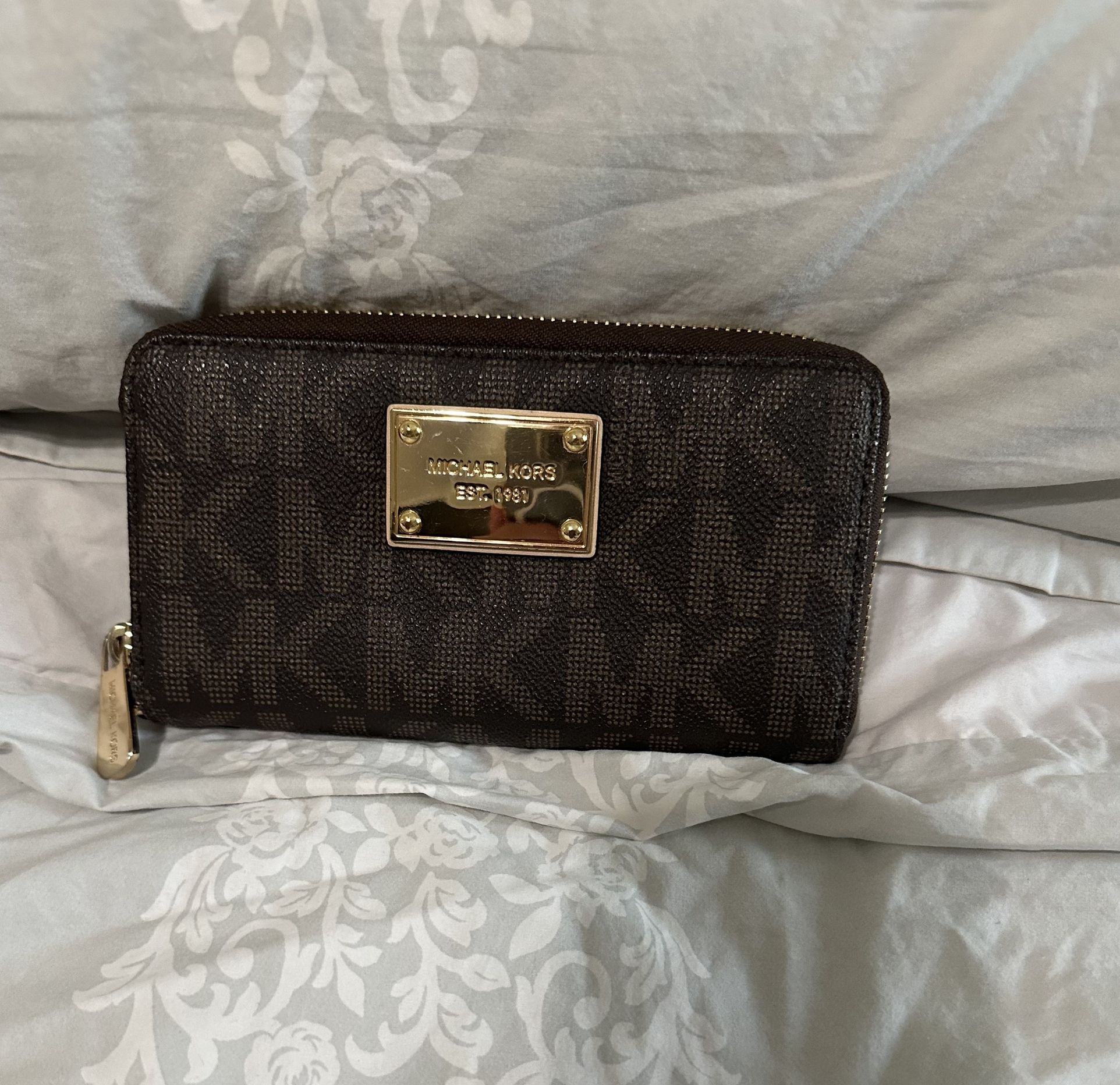 Micheal Kors Brown Wallet