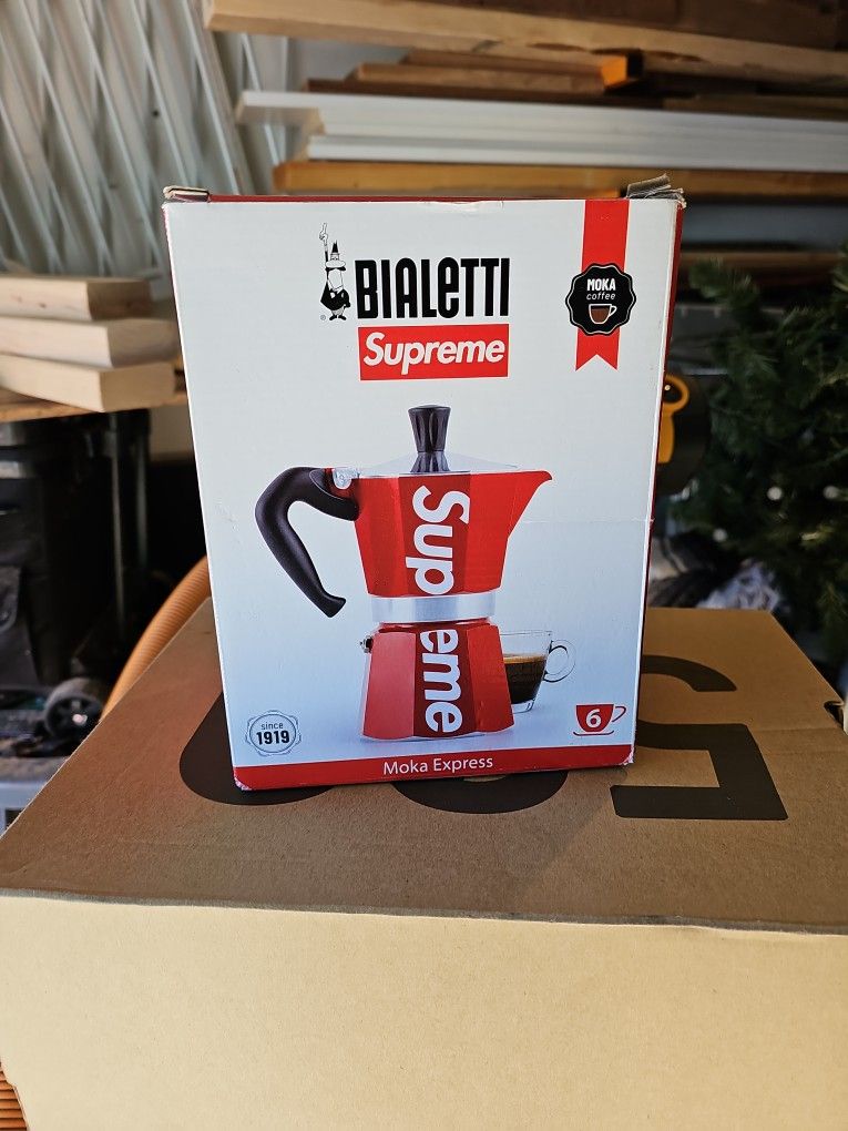Supreme Bialetti Moka Express Coffee Maker SS19 for Sale in San