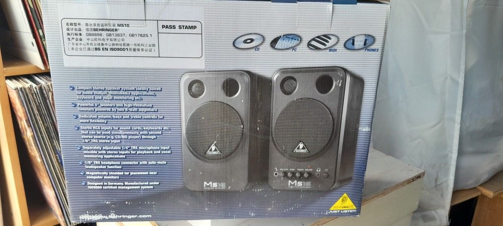 Behringer MS16 Monitors
