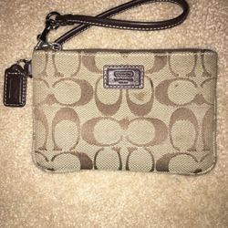 authentic wristlet coach