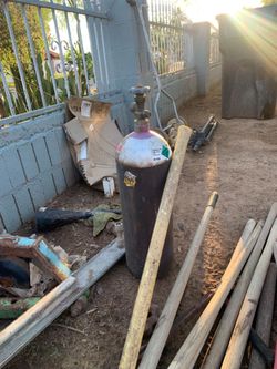 Gas cylinder