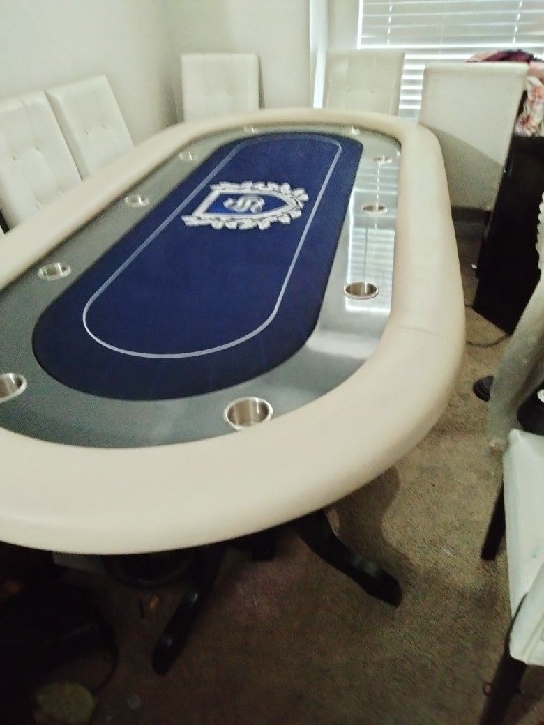Poker Table