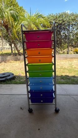 Rainbow shelves with wheels