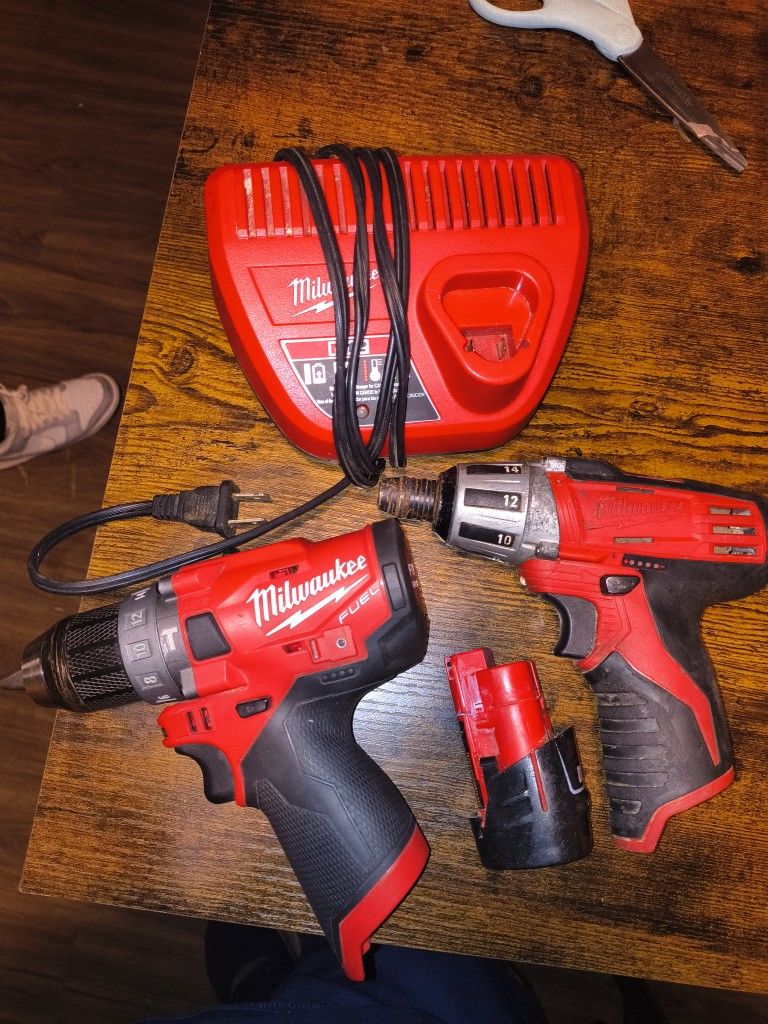 Milwaukee Power Tools Bundle Set 12v 