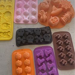 Silicone Crayon Molds