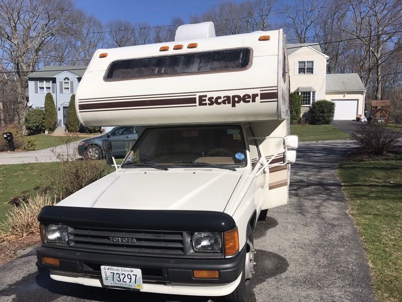 1987 Vintage Toyota Escaper RV in excellent condition
