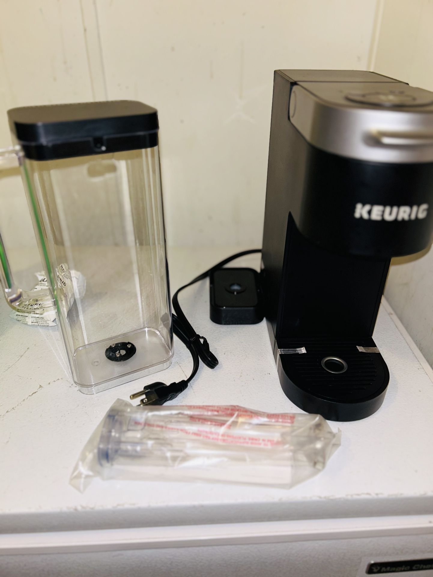 Keurig ICE And HOT Coffee Machine $10.00 OBO Never Used