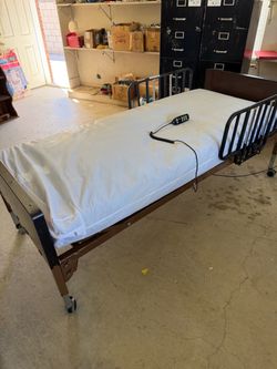 Drive Electric medical bed with remote- new condition