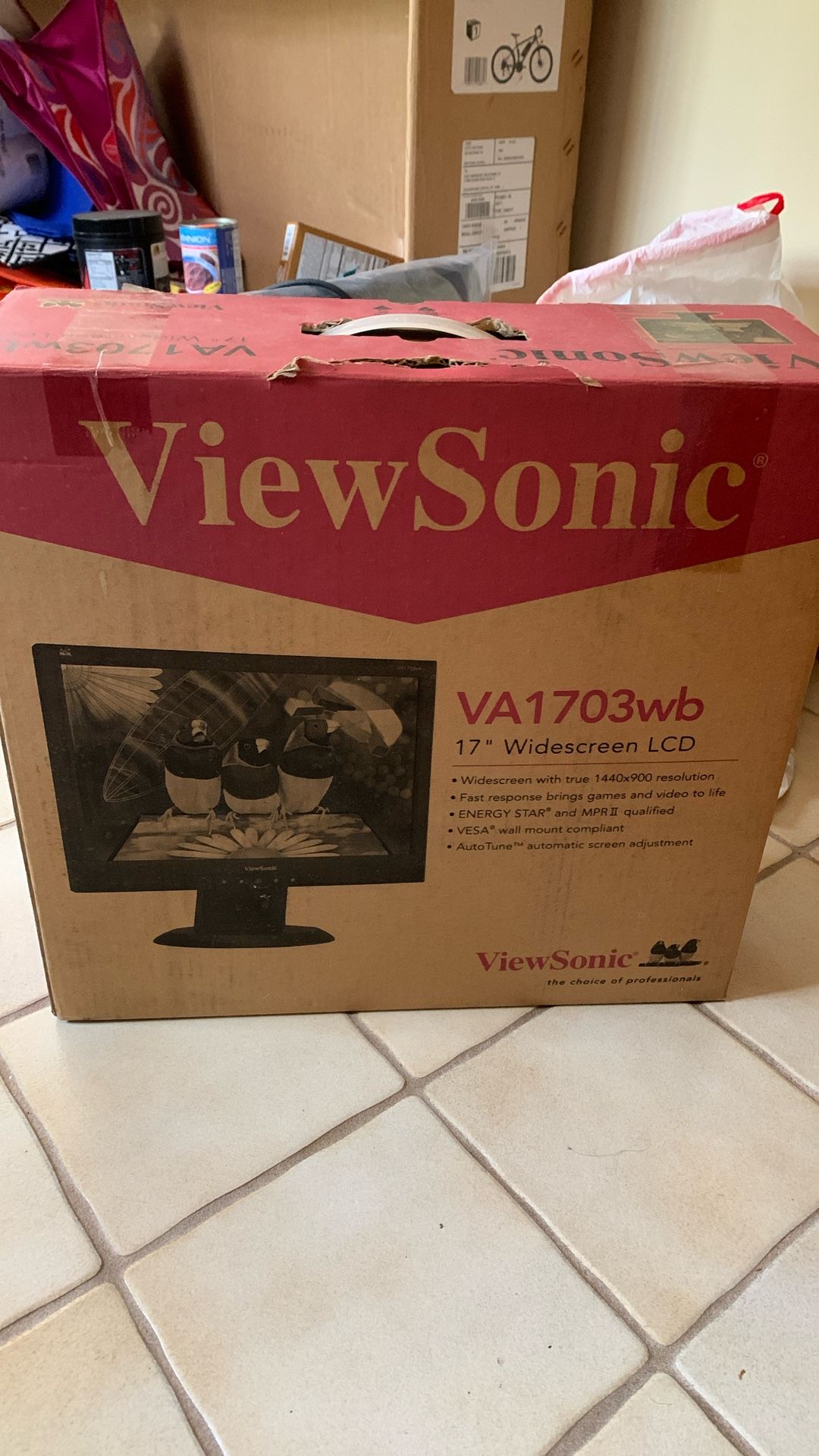 View Sonic Color 17” TV
