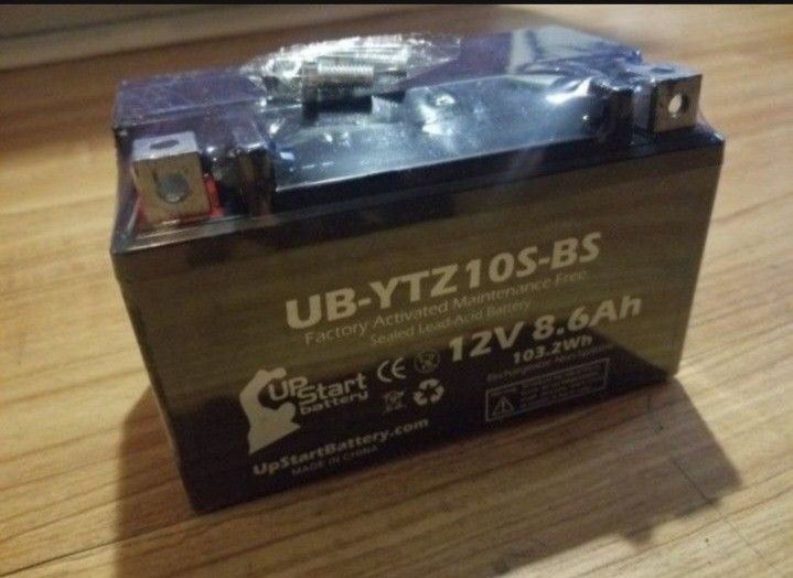 Brand new motorcycle battery cbr 1000rr gsxr 1000 r1 zx10r R6r