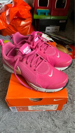 Size 6 1/2 Nike.