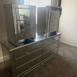 Dresser 3pc Set