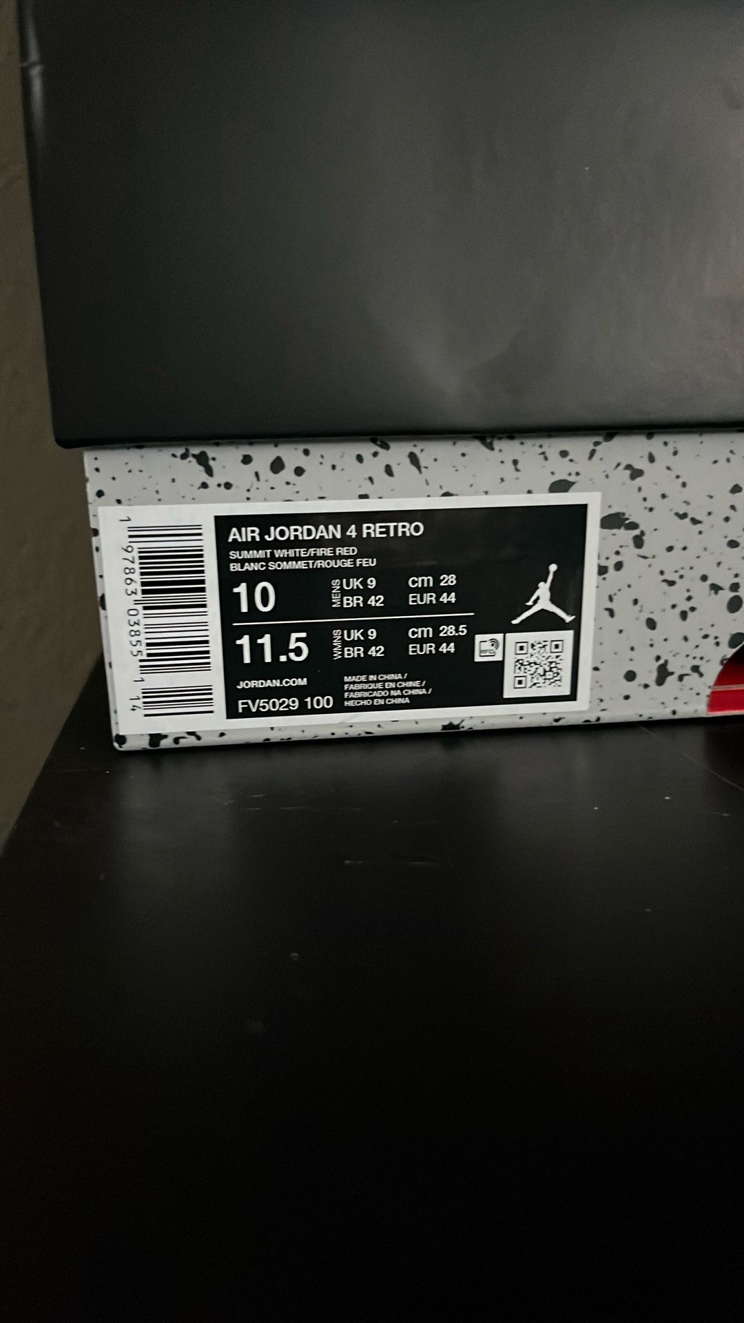 Retro Jordan 4s White Cement (SIZE 10)