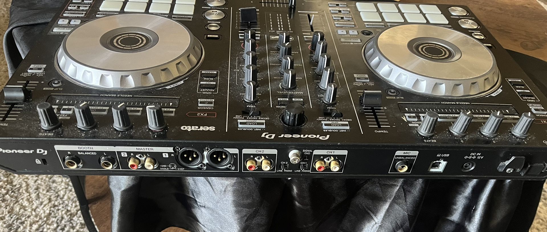 DDJ-SR2