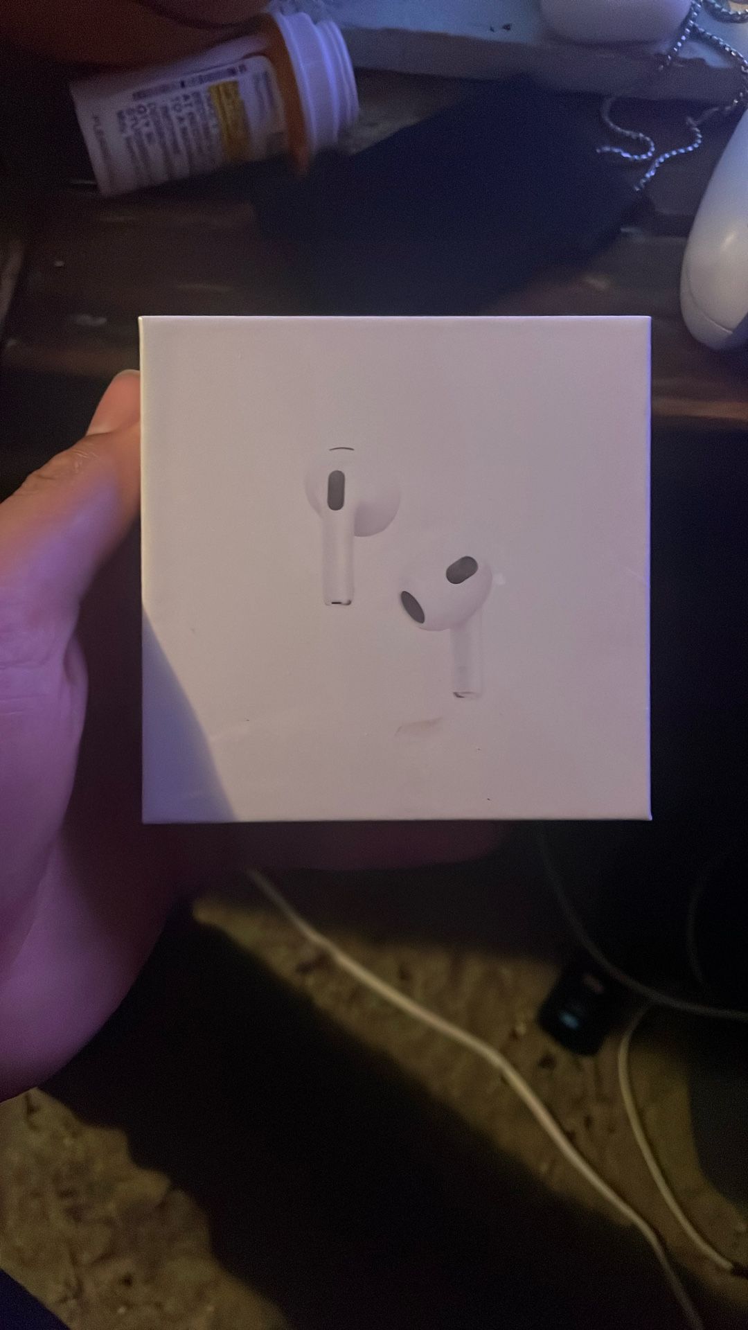 AirPod Gen 3