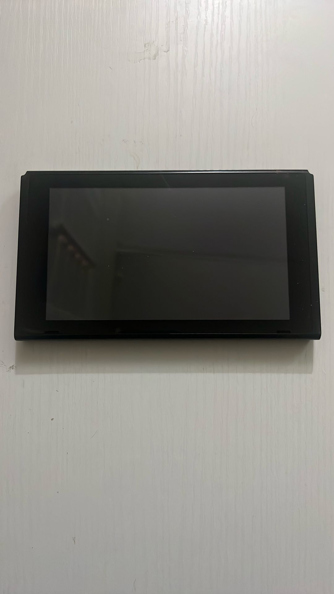 Broken Switch 1 (Original Model)