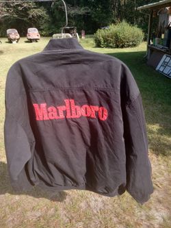 Marlboro Reversible jacket . Size Large