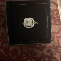 Dimond Ring Size 5.5