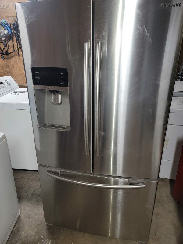 REFRIGERATOR
