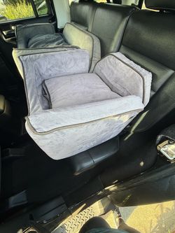 Snoozer Medium Luxury Lookout® Dog Car Seat with Microsuede