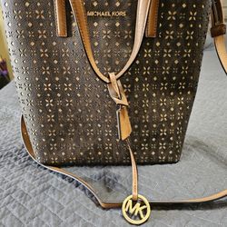 Brand New Michael Kors Purse