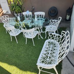 Vintage Patio Set/ Outdoor Furniture Dining Table And Chairs