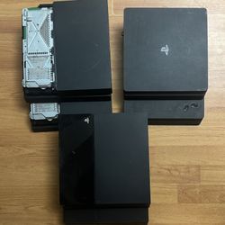 6 PS4 Consoles(FOR PARTS OR REPAIR)