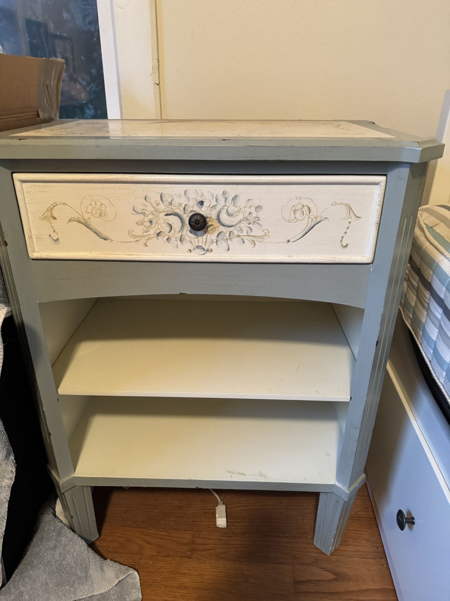 Cute Vintage Nightstand