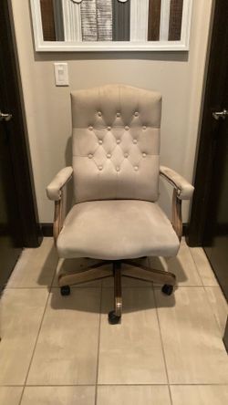 Flash Furniture Microfiber Fabric Executive Swivel Office Chair