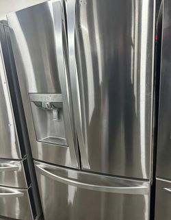 Samsung French Door Fridge - Energy Efficient, Ice Maker