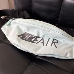 Nike Fanny Pack 