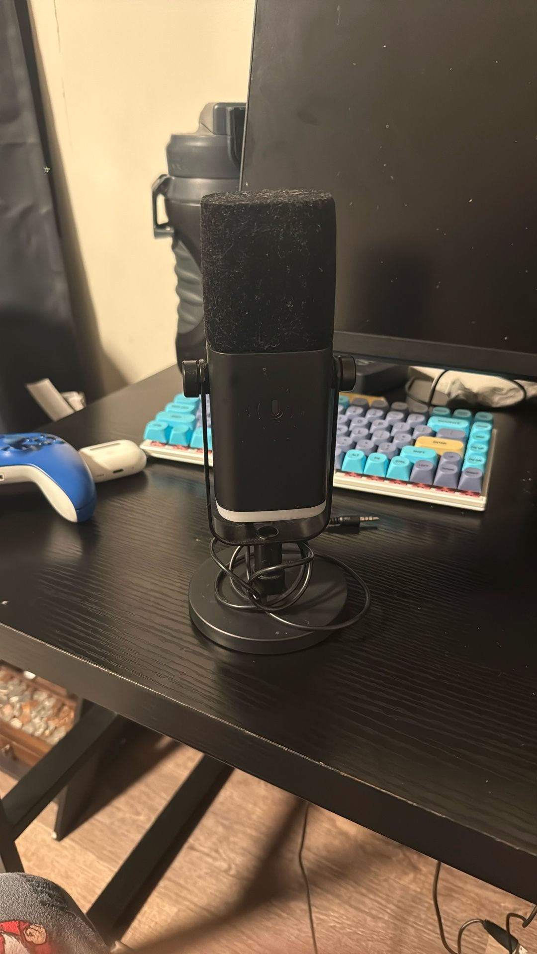 Microphone 