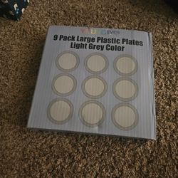 9 pack plastic plates light Grey