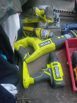 Saw , circle saw , drill and flash light