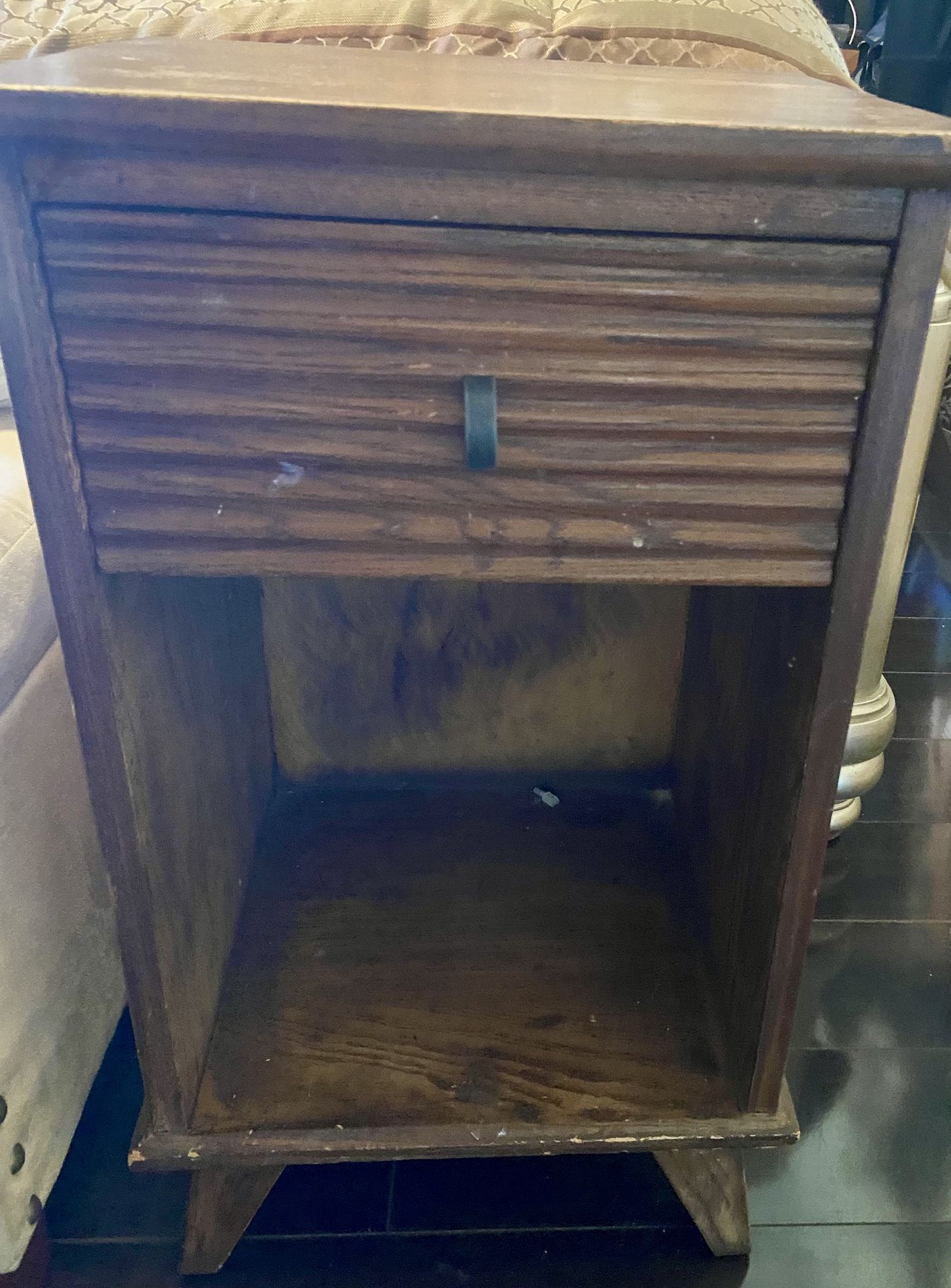 Classic Wood Nite Stand